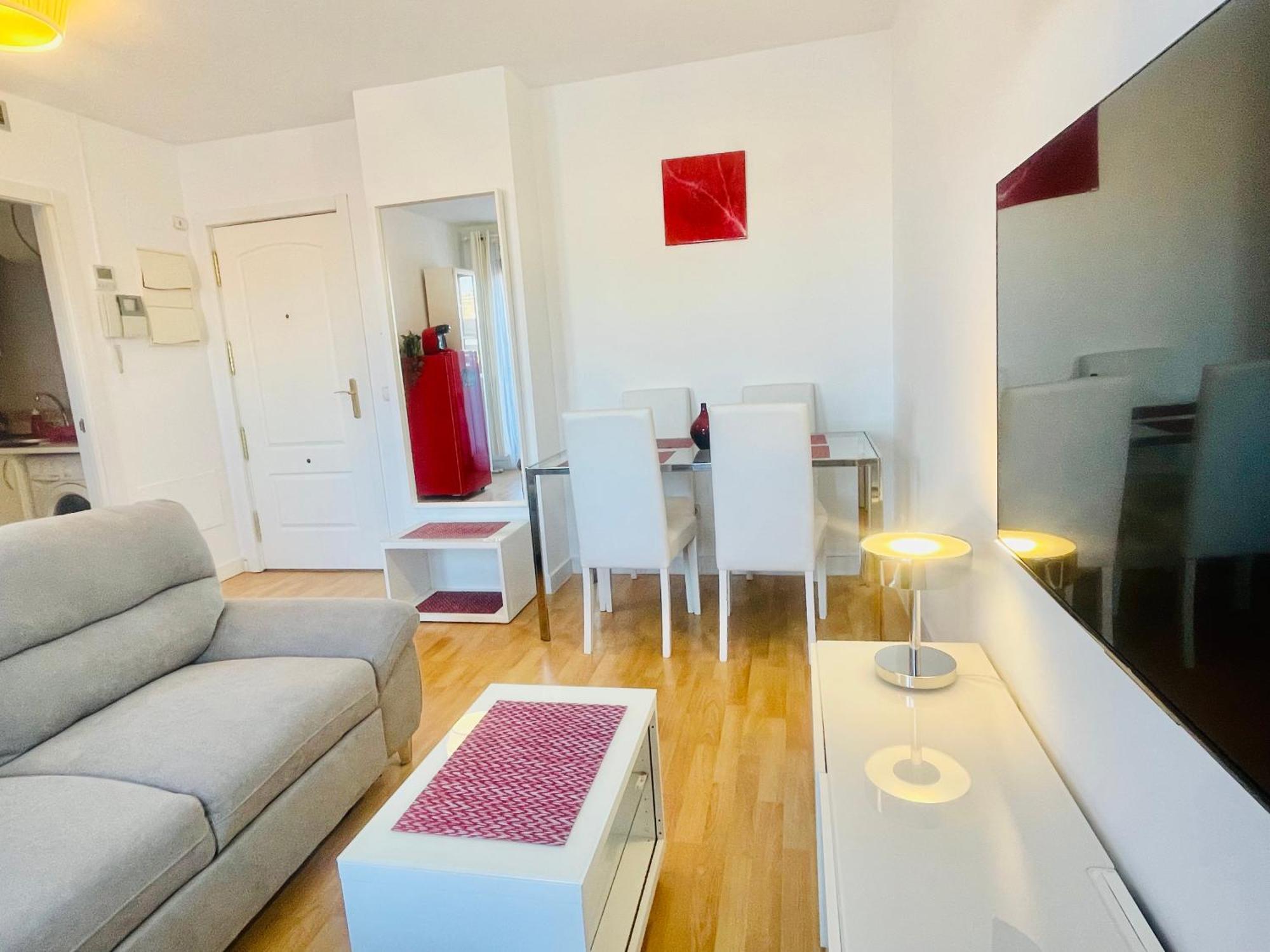 Appartement Atico - Barrio Salamanca - Cerca A La Plaza De Toros *